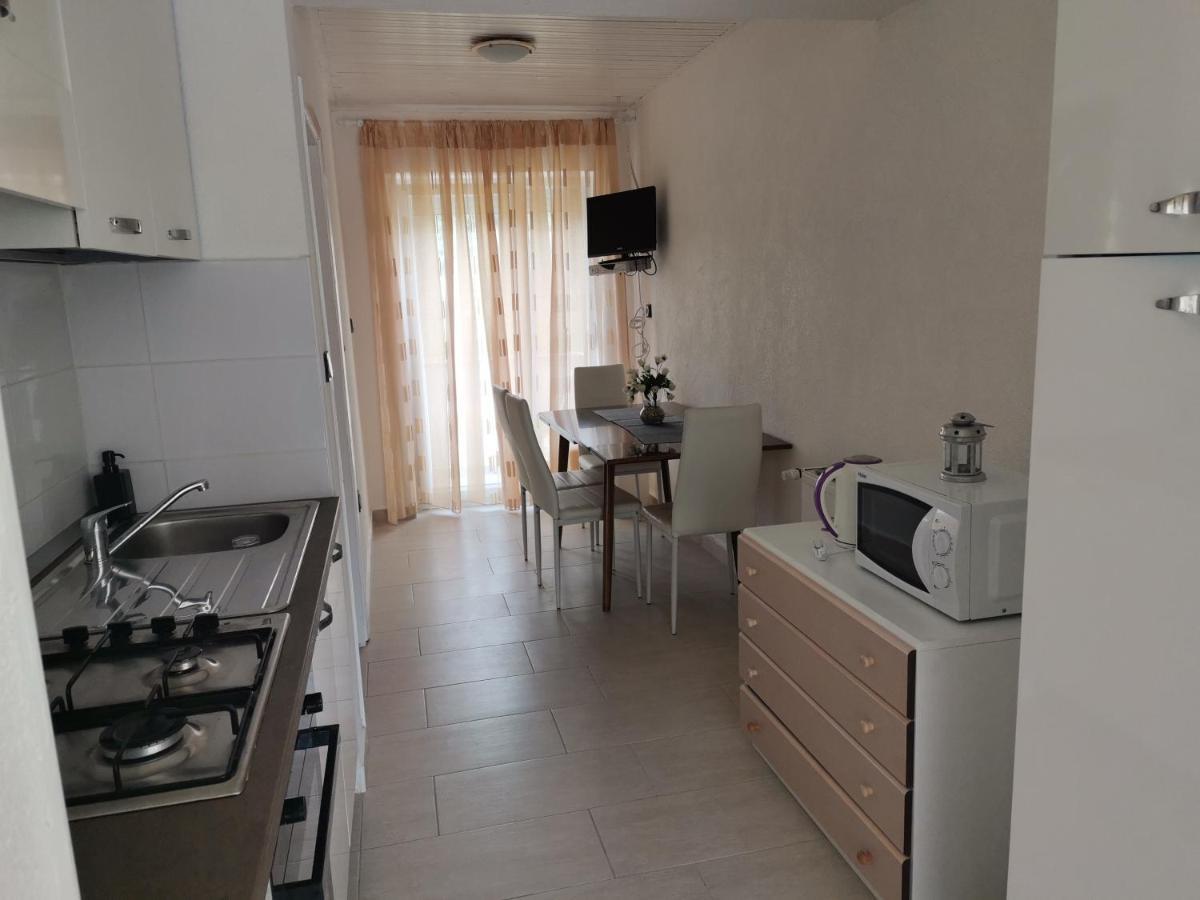 Apartments Dumencic Rab Mundanije Zewnętrze zdjęcie
