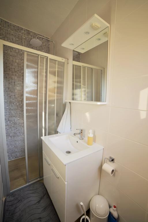 Apartments Dumencic Rab Mundanije Zewnętrze zdjęcie